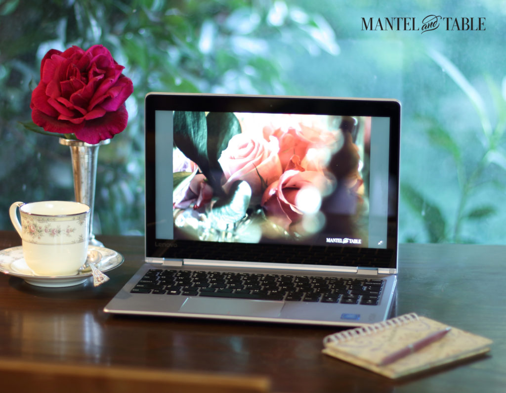 If you're thinking about starting a blog, or if you're stuck at the beginning like I was, here's a blog course for you that will totally help!