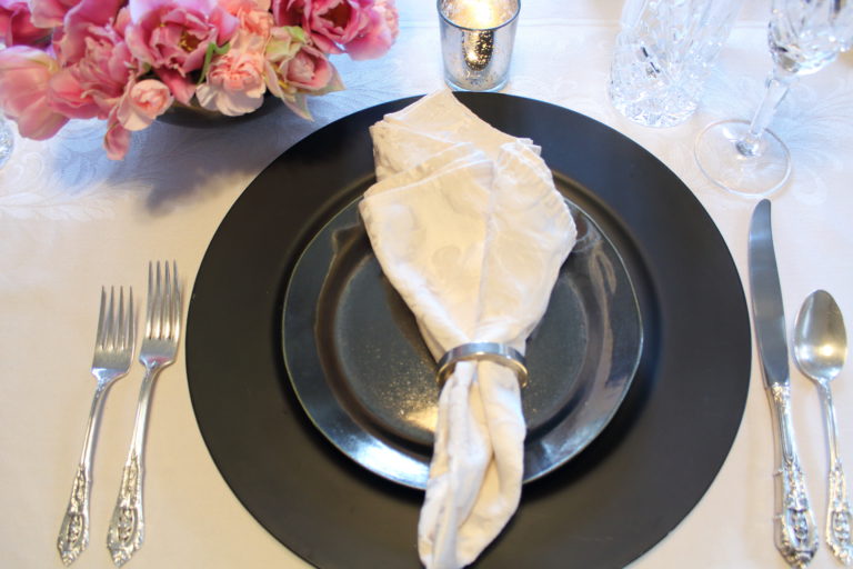 Feminine Industrial style is a thing! Here's some inspiration for adding Industrial chic to a beautiful feminine tablescape!