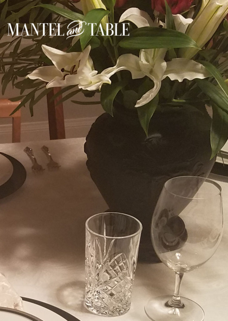 Are you sharing Valentine's Day dinner with your tribe? Even if you don't want hearts, your table setting can be a lovely subtle nod to the occasion!