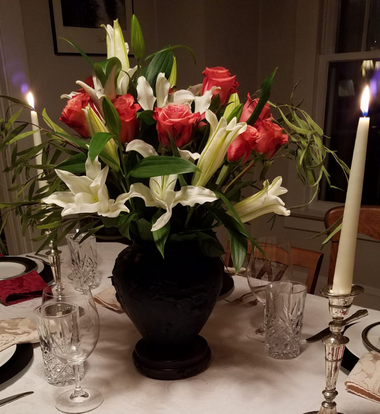Are you sharing Valentine's Day dinner with your tribe? Even if you don't want hearts, your table setting can be a lovely subtle nod to the occasion!