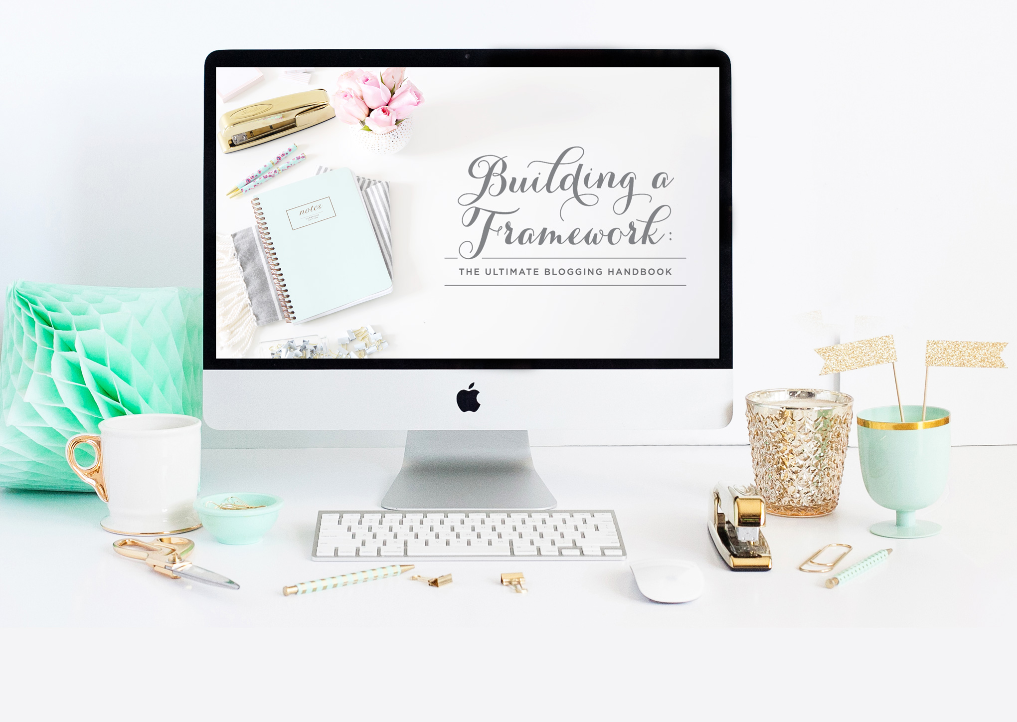 If you're thinking about starting a blog, or if you're stuck at the beginning like I was, here's a blog course for you that will totally help!
