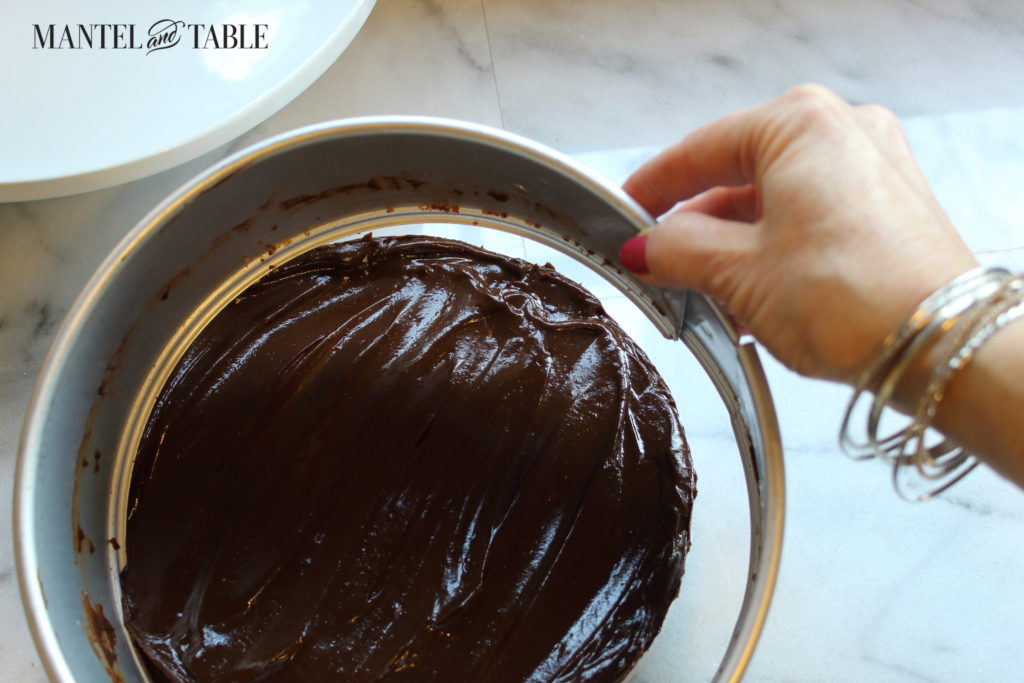 No willpower necessary! Here's a recipe for a totally decadent raw, vegan, gluten-free, sugar-free, Paleo Chocolate Hazelnut Tart you'll love!