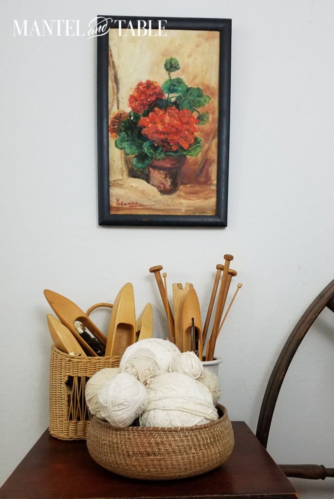 Are you looking to up the elegance quotient in your home? Vignettes and Baseboards are easy (and potentially free!) ways to make your rooms more elegant!