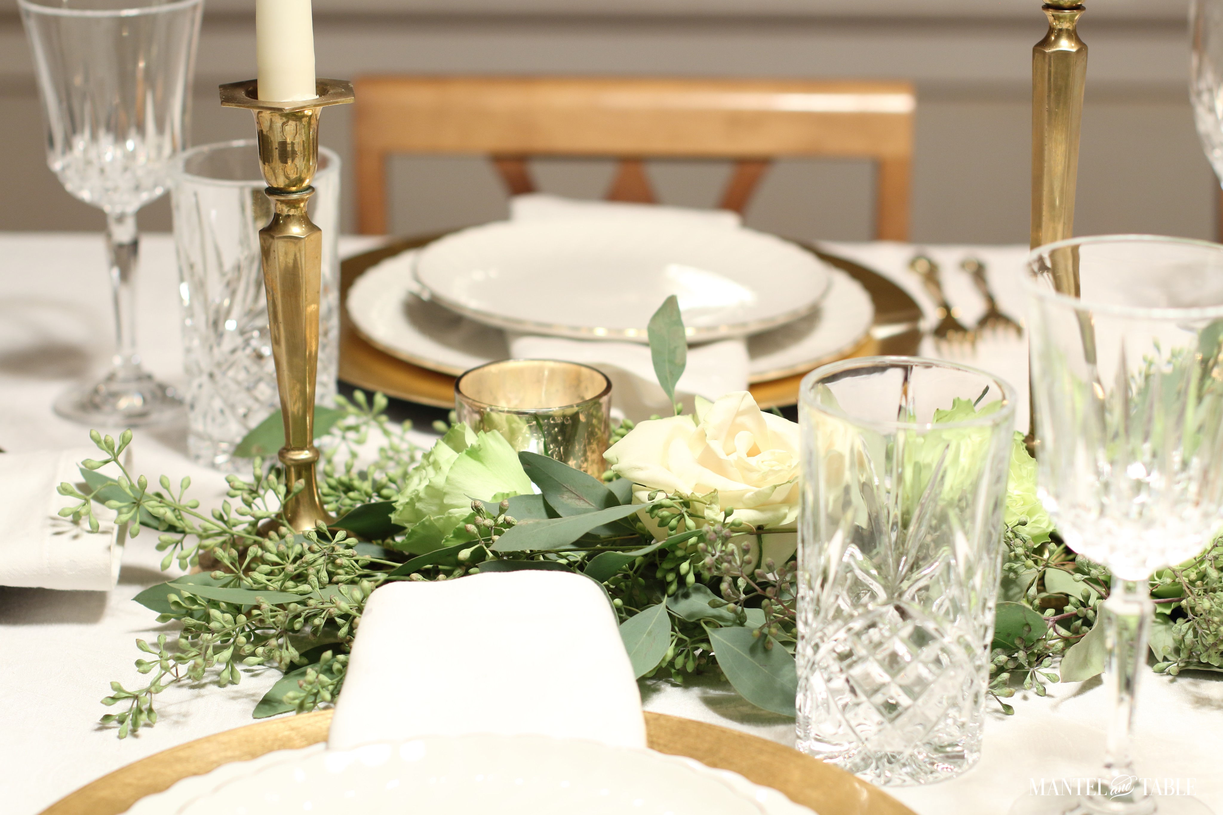 Want an elegant green tablescape for St Patrick's Day that's just a subtle nod to the occasion? No shamrocks or leprechauns, just casual elegance!