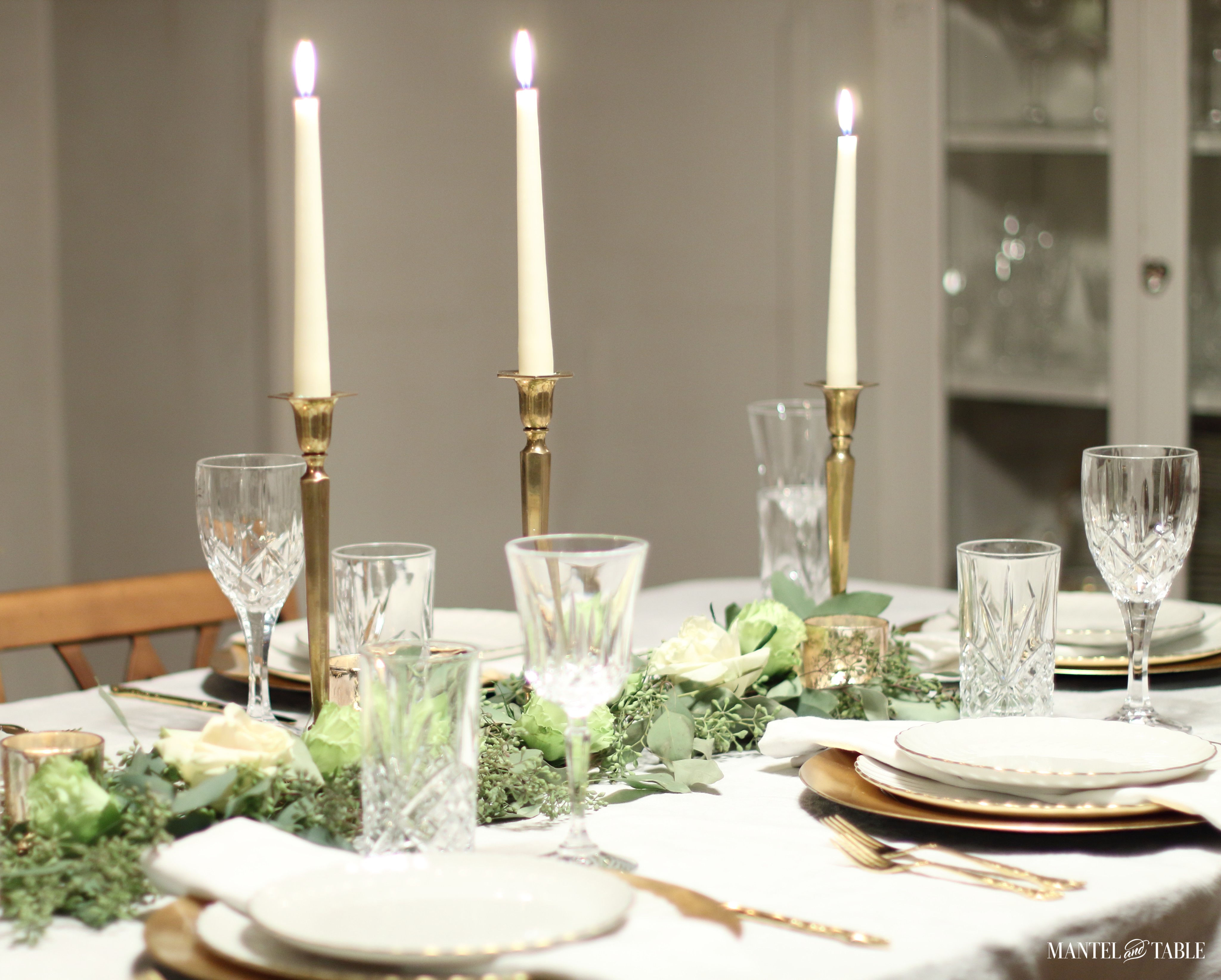 Want an elegant green tablescape for St Patrick's Day that's just a subtle nod to the occasion? No shamrocks or leprechauns, just casual elegance!