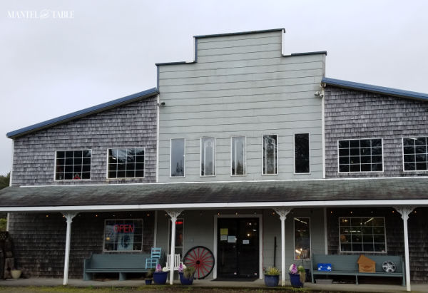 Front view of the Long Beach Peninsula Trading Post