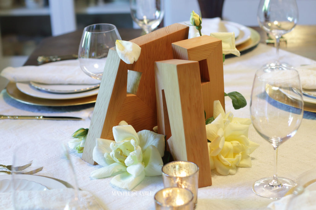 Work of art wooden blocks with yellow roses