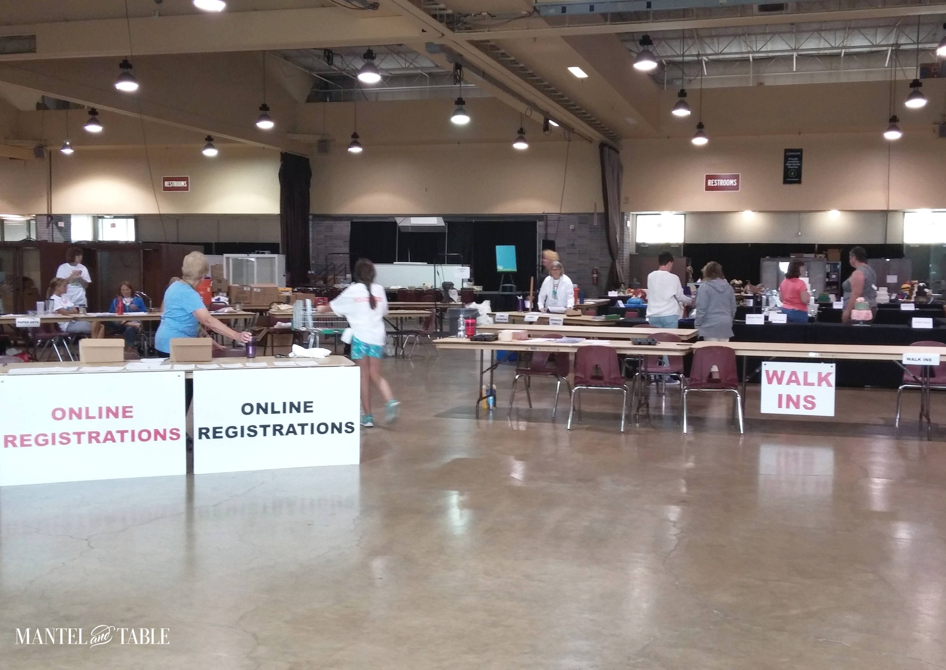 Registration for tablescape setup in a big exhibit hall