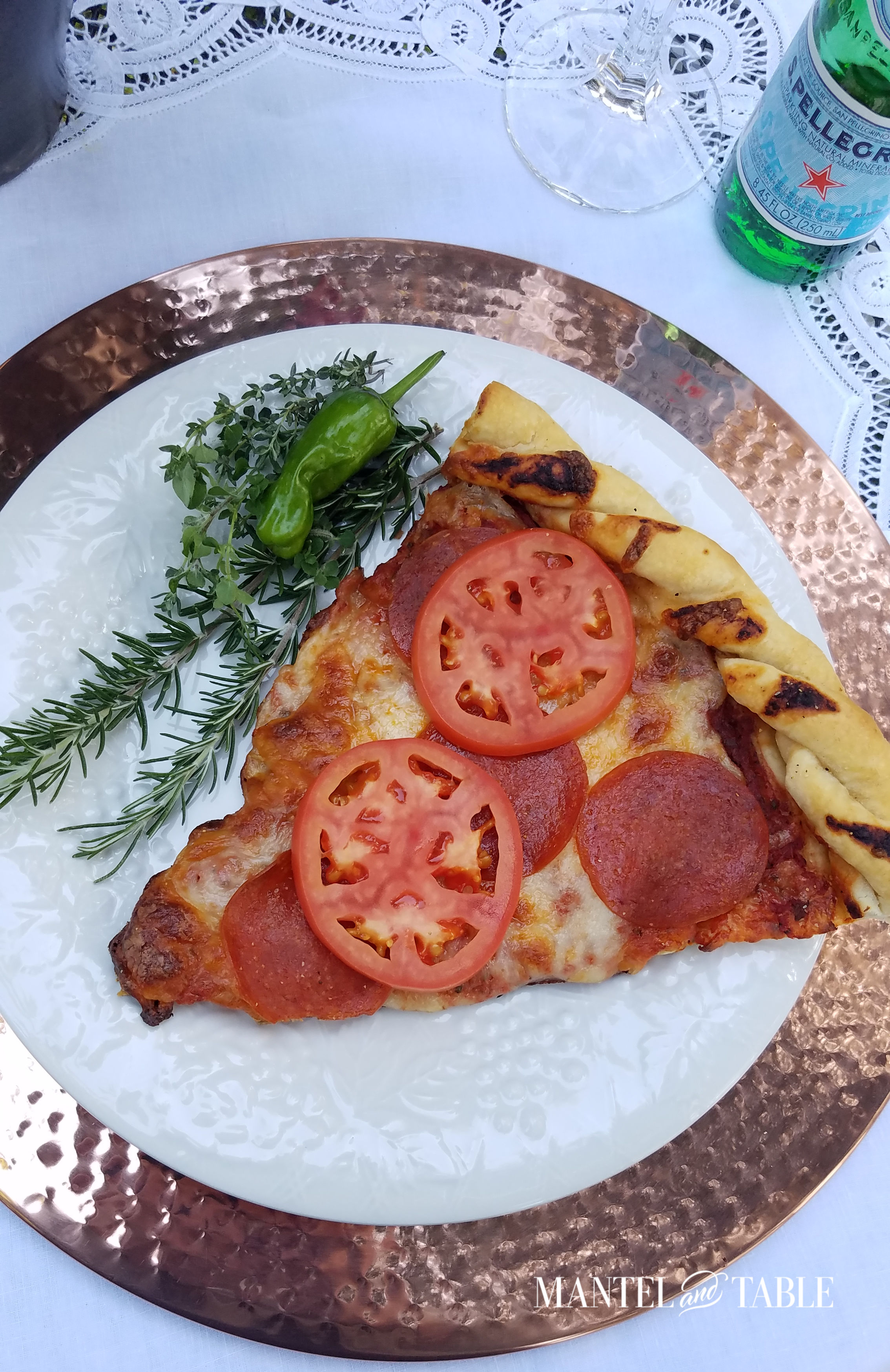 Elegant fall picnic - American Dream Pizza