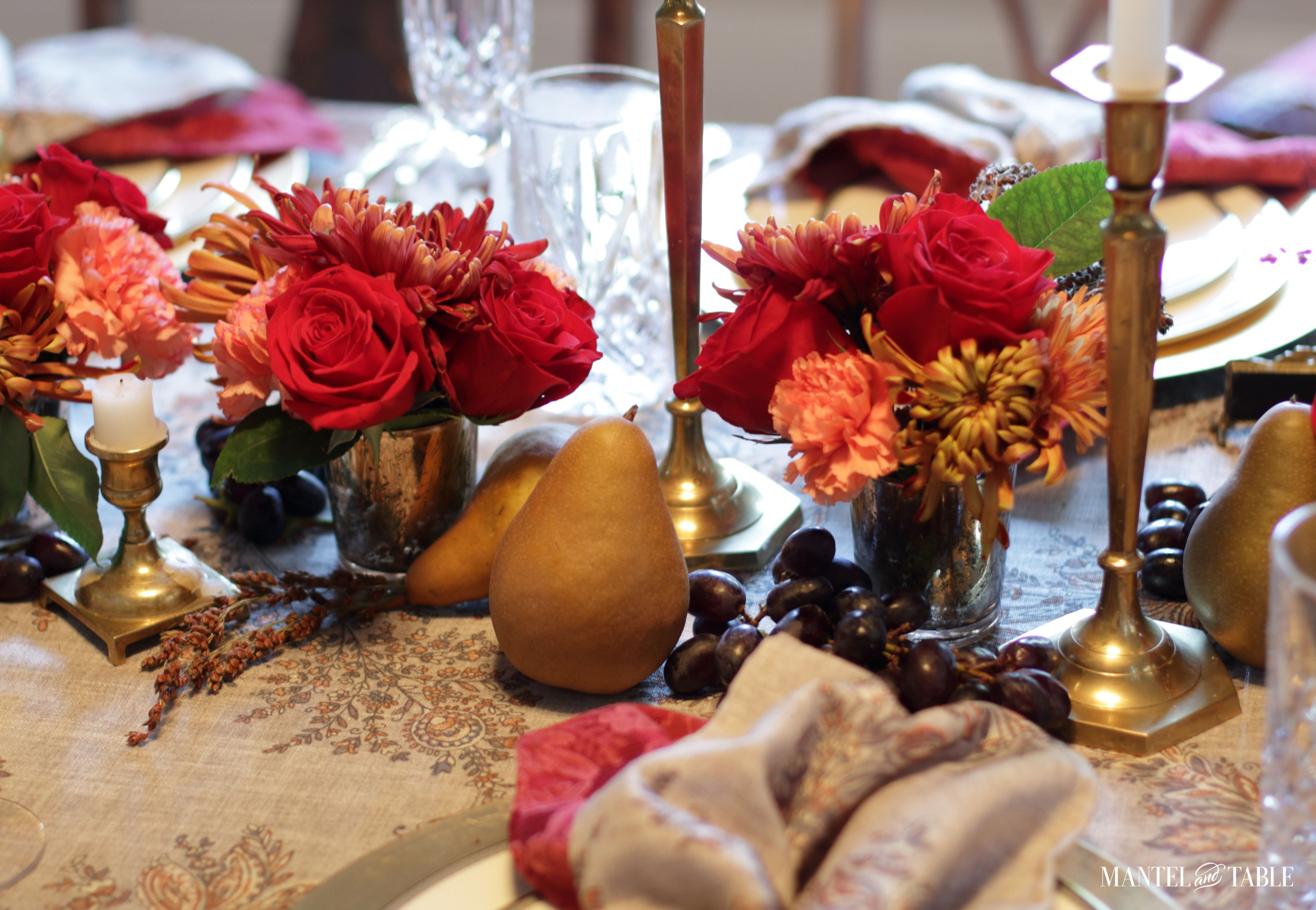 Thanksgiving Tablescape - fruit in centerpiece