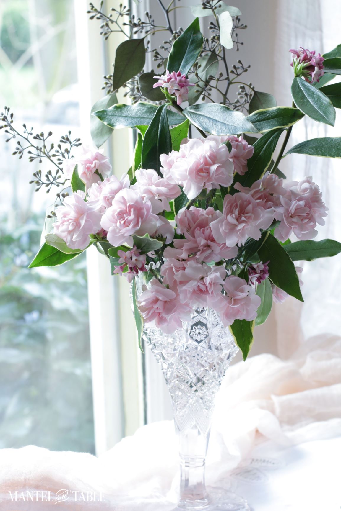 Valentines Brunch Tablescape ~ flower arrangement closeup