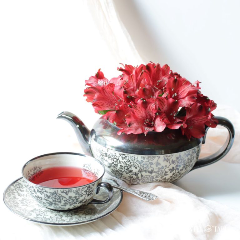 Johann Haviland Black & White Teacup