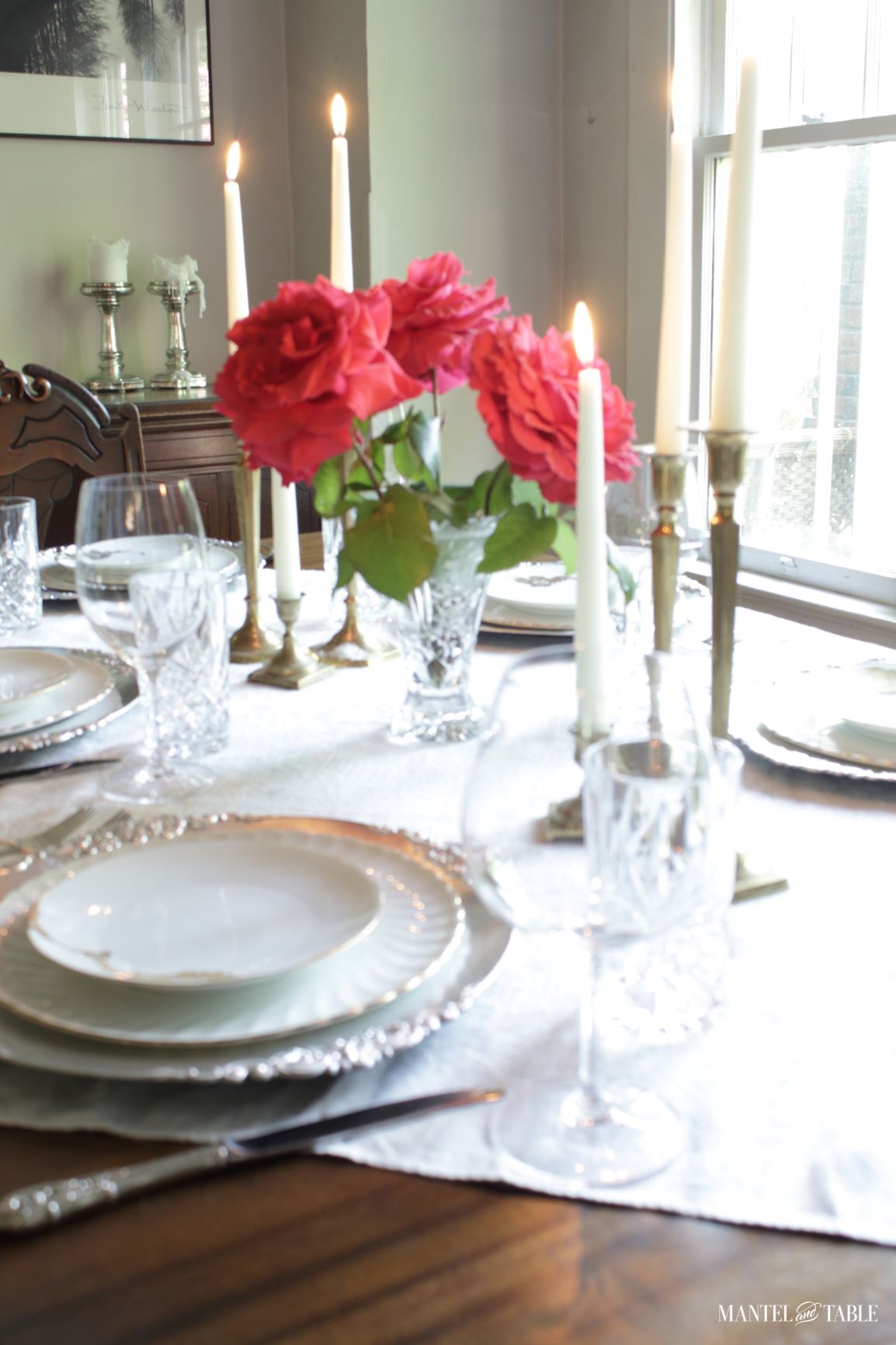 Red Rose Tablescape centerpiece closeup