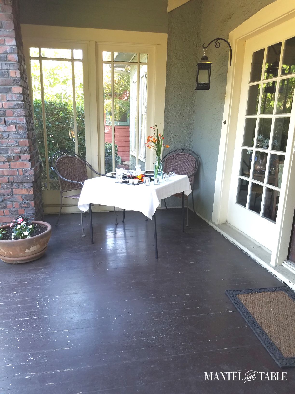 social distancing dinner table with white tablecloth