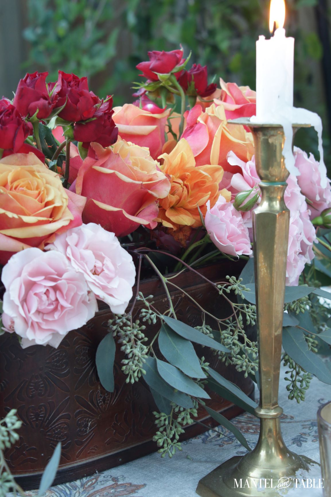 Flowers and candles in a beautiful table setting