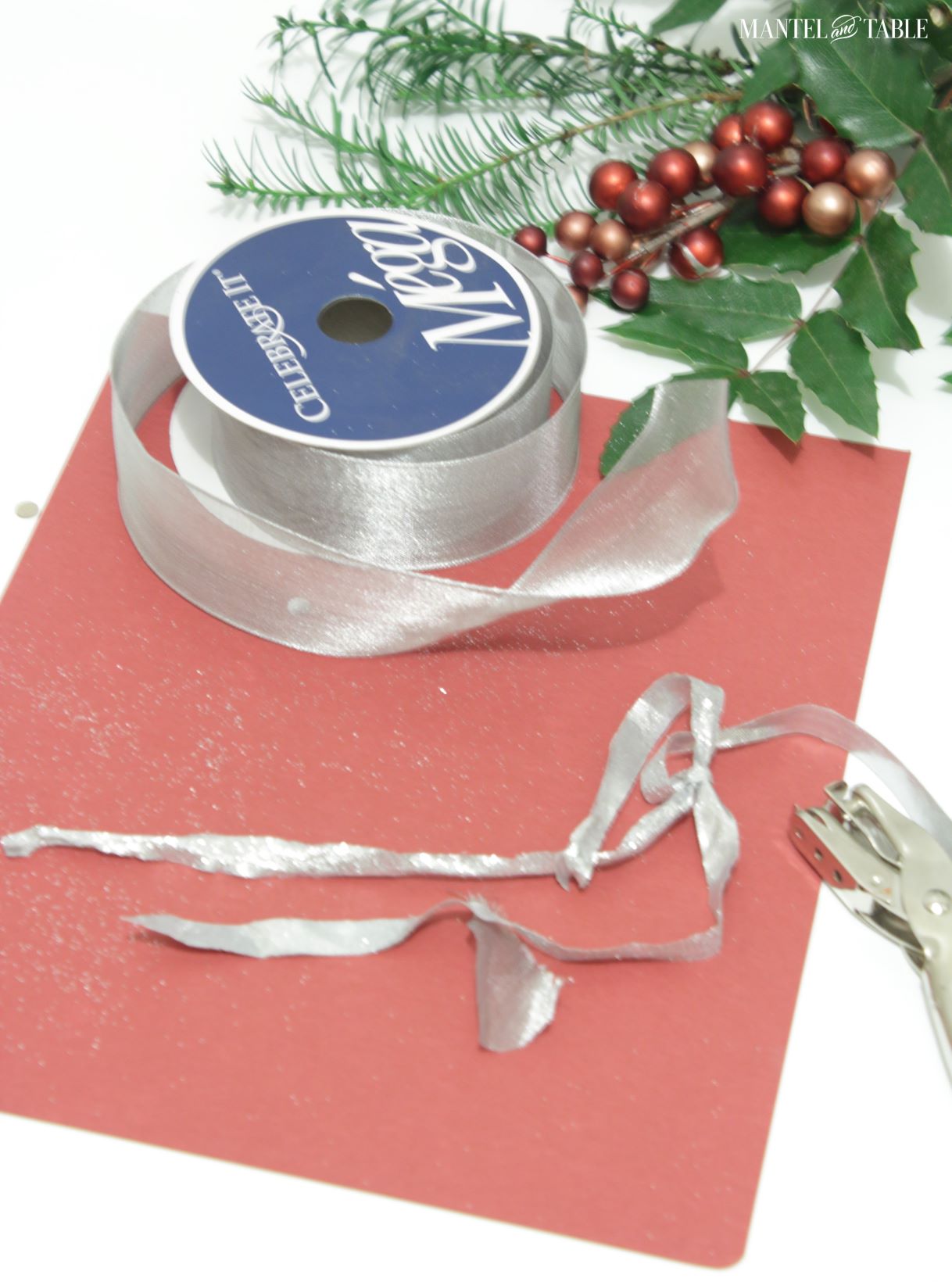 DIY Christmas Ornament two kinds of ribbon