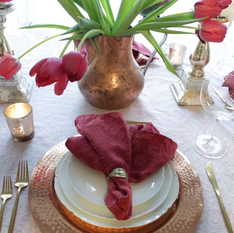 Beautiful Valentine’s Table Setting Blog Hop