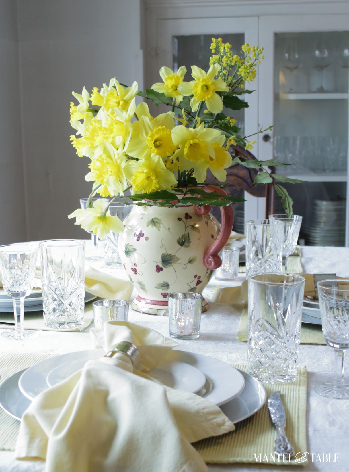 Daffodil table setting side view