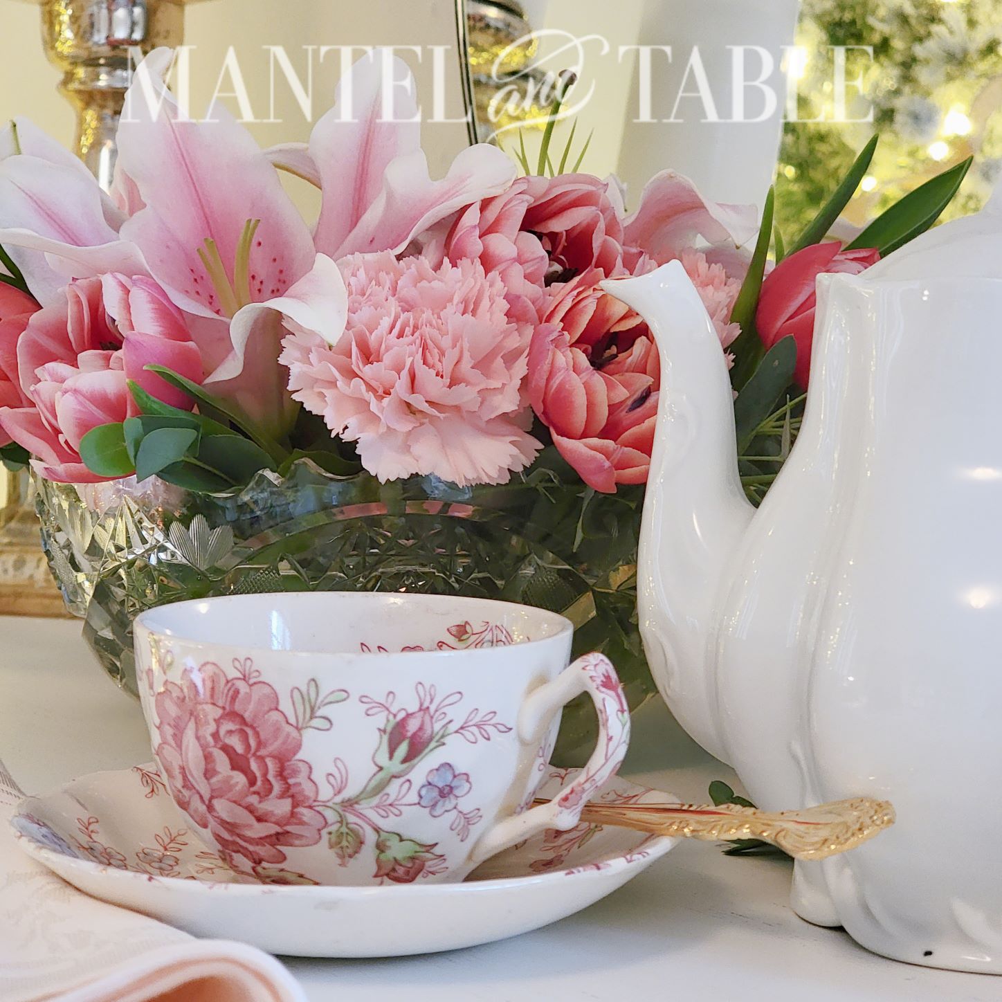 Rose Chintz teacup with teapot and pink flowers