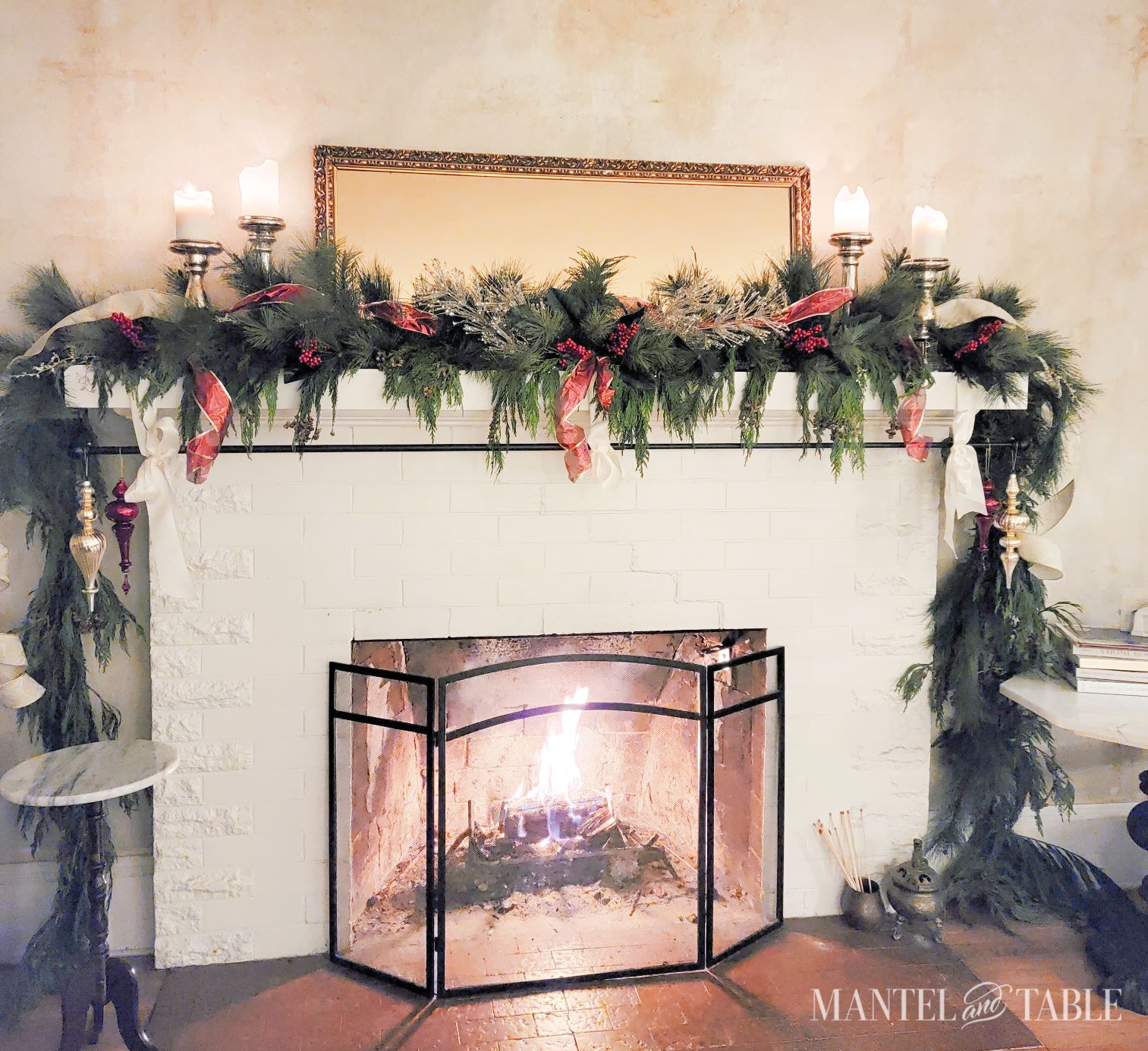 Christmas Mantel with hanging rod for stockings