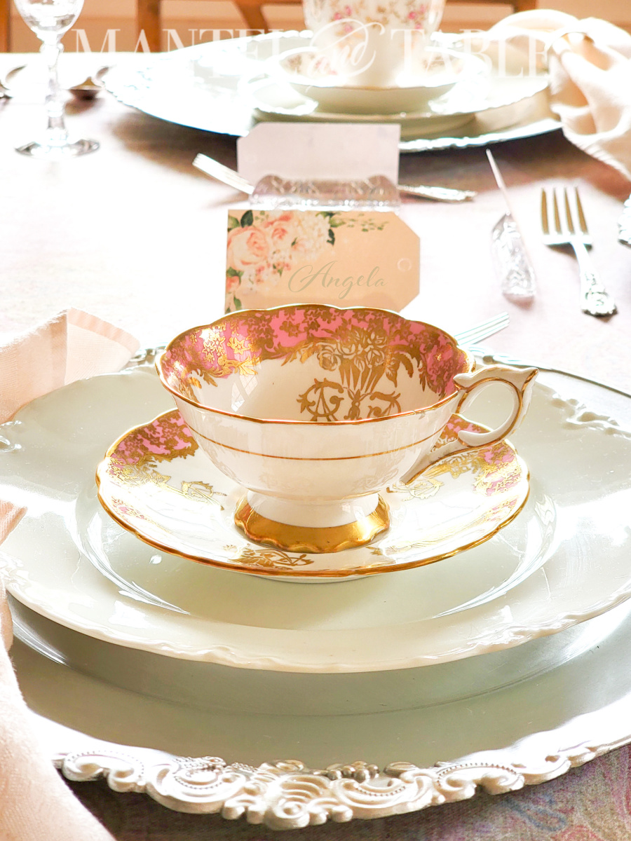 Organize a tea party - teacup 4 side view