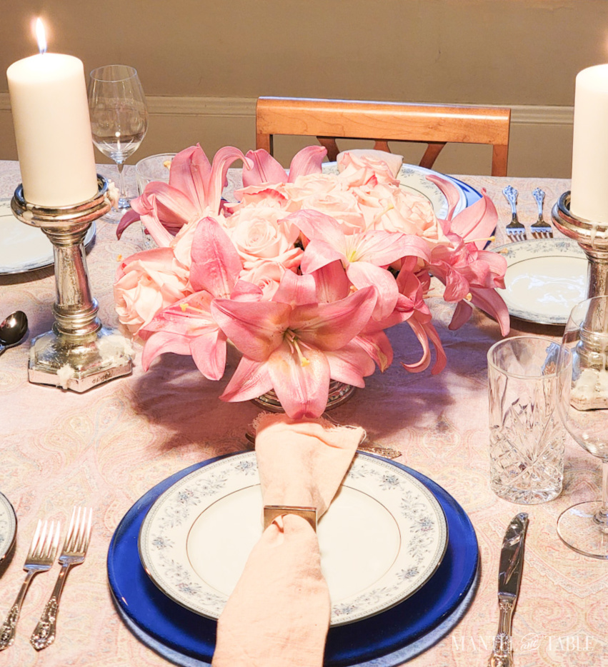 Formal table place setting
