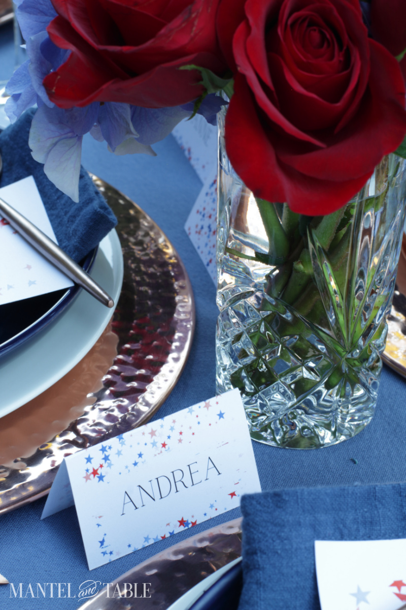 Place card in the festive star printables series