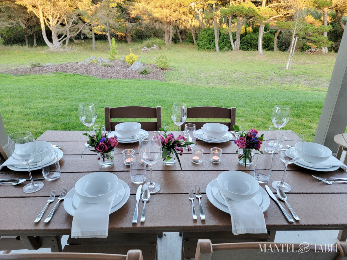 Sunset tablescape on the patio